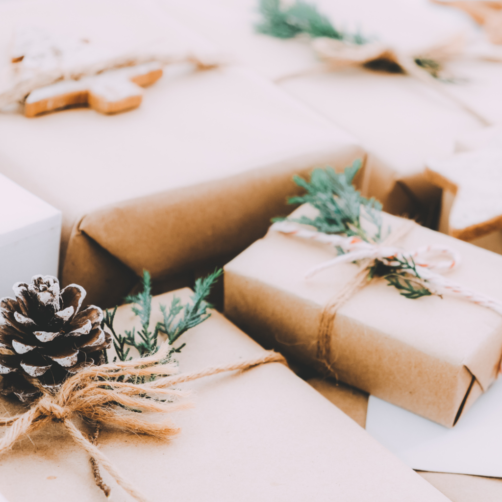 sustainble christmas wrapping paper